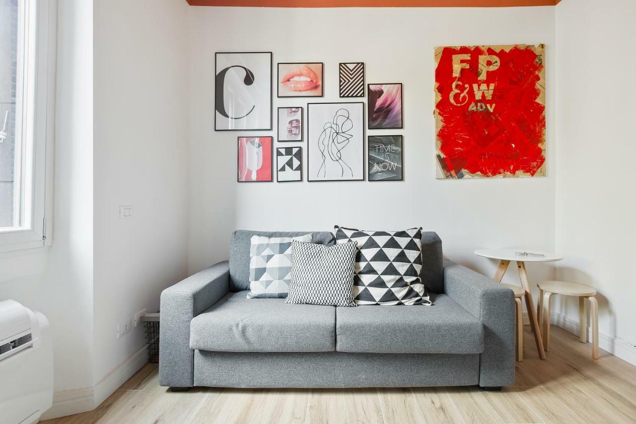 Modern And Cozy Apt In Porta Romana Milão Exterior foto